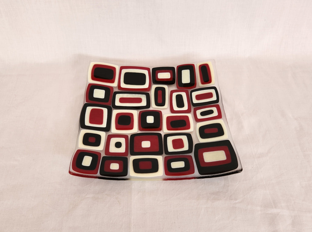 Flared Square Plate - 245 - Brenda - Deep Red Trio