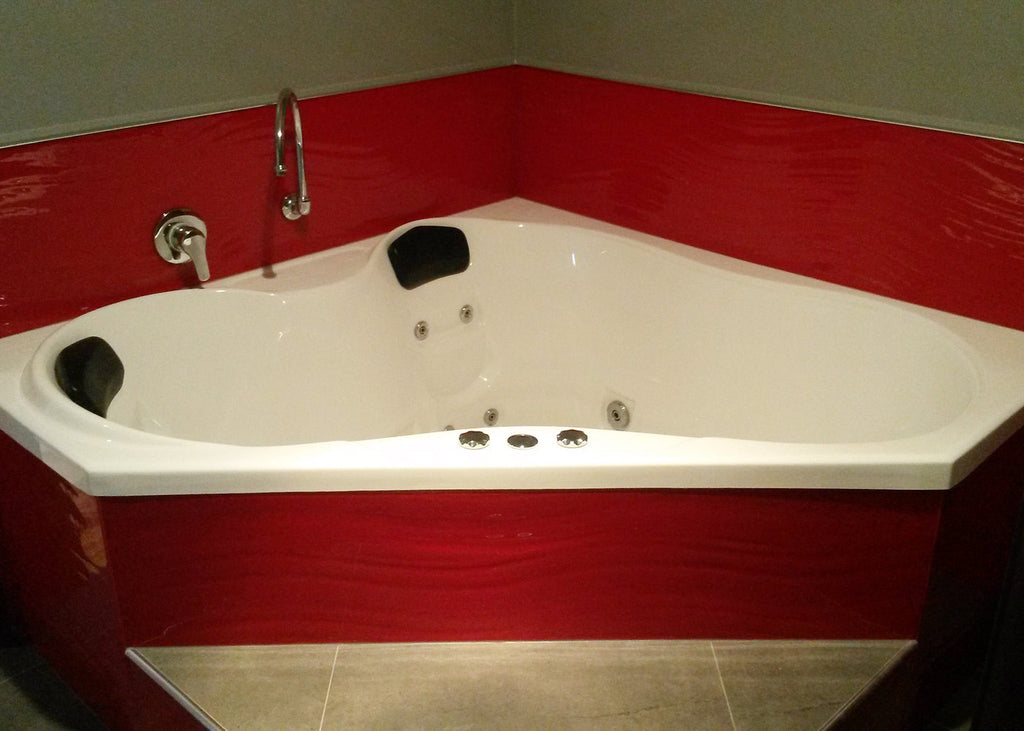 #3 Slumped Glass Splashbacks