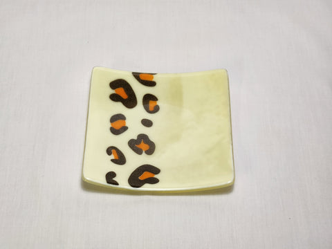 Flared Square Plate - 150 - Leopard - Vanilla